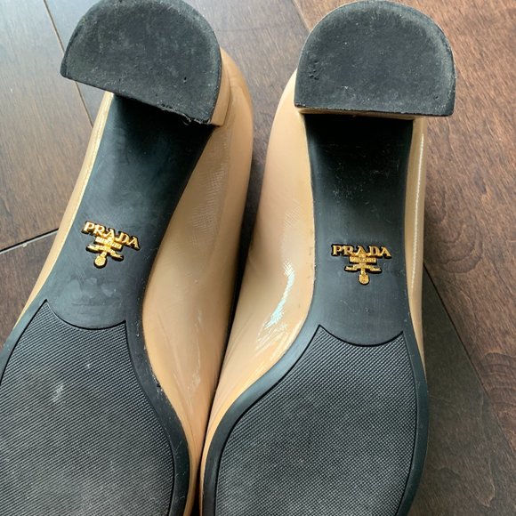 Prada nude leather short heels - Picture 6 of 7